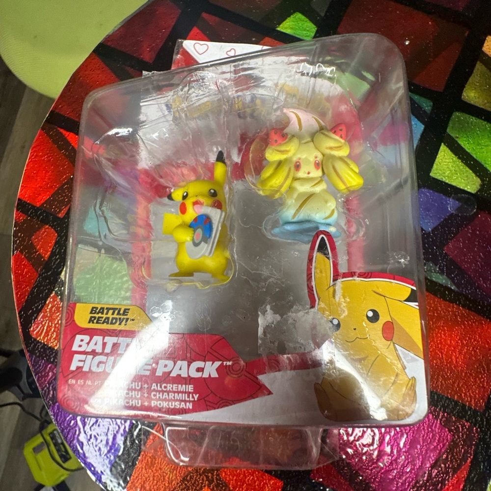 Battle Figure Pack with Pikachu and Alcremie